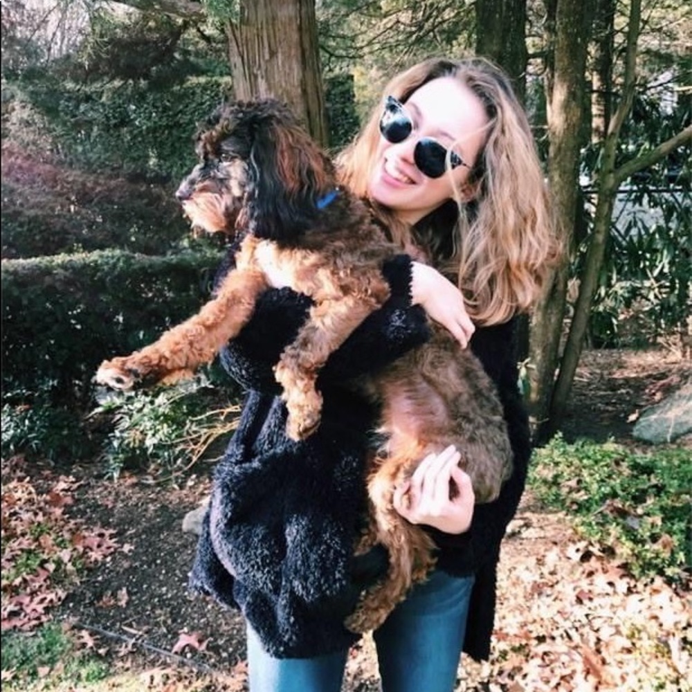 Meet your Posher, Carly